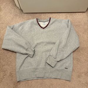 Aritzia Gray v-neck sweatshirt